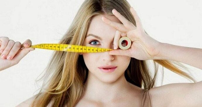 The girl lost 3 kg of weight in a week thanks to fasting days